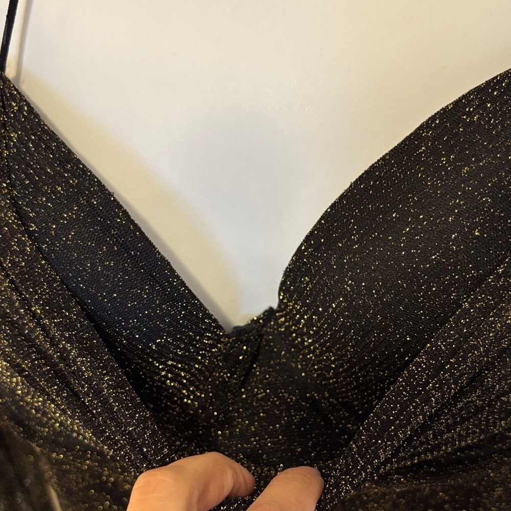 Revamped Black Shimmer Long Sleeve Crop Top - Picture 3 of 4